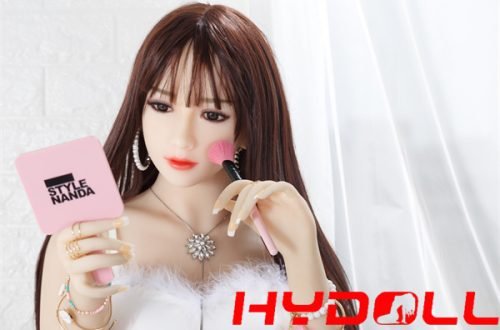 The Complex Status and Impact of Sex Dolls in JapanD14069 21