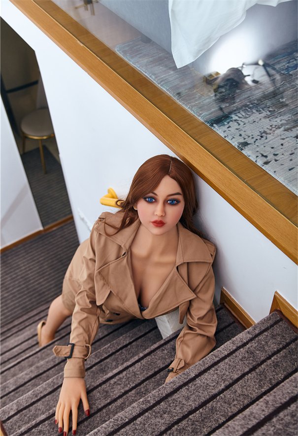 163cm Amy Tanned Skin Doll Perfect Curves and Real Touch Limited StockD0415405