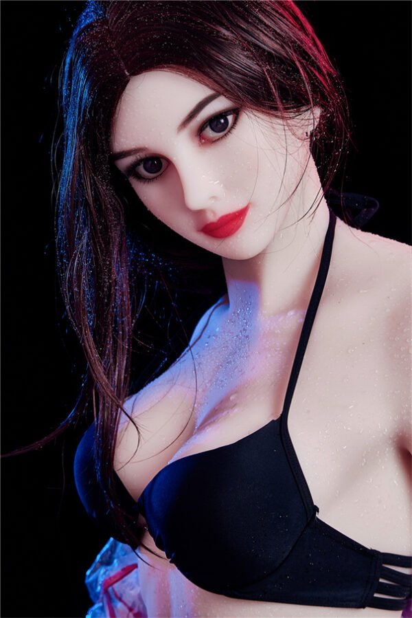 168cm Plus Hellen Sensual Curves with Porcelain White SkinD0423301