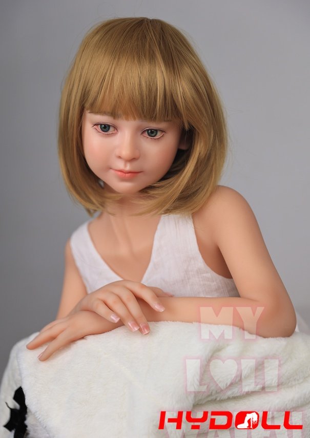A Sweet Escape Beautifully Shaped Petite Love Doll for Intimate MomentsD41185 1 1