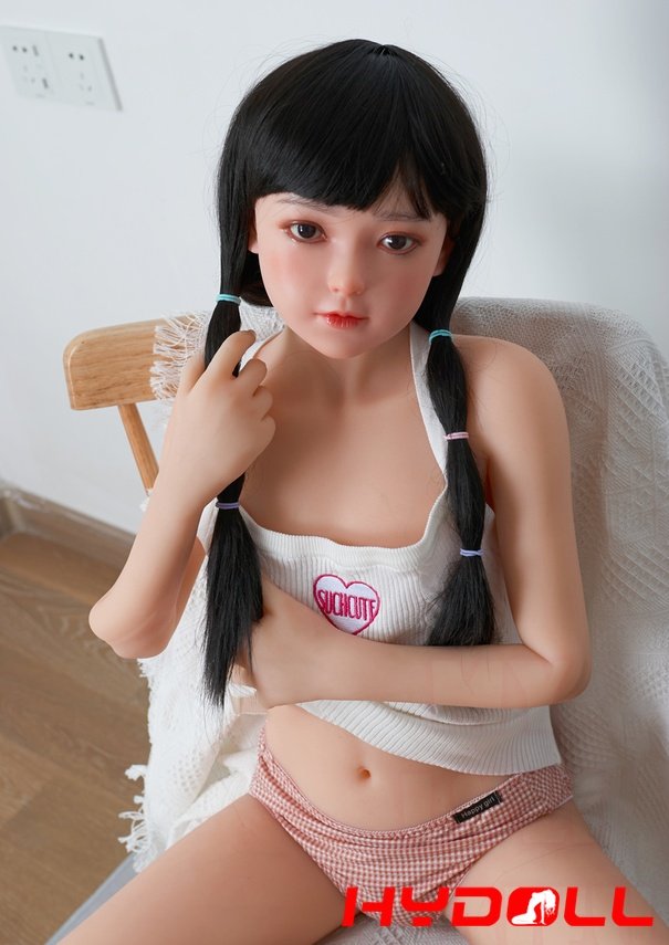 Lightweight and Sexy Petite Sex Doll for Intimate PlayD41186 7
