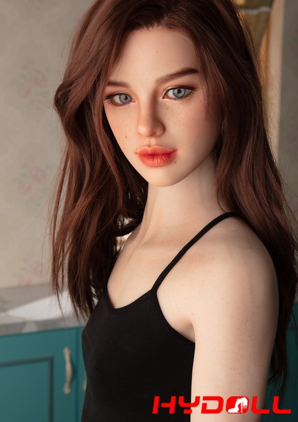 Irresistible Realism in a 171cm Love DollD72025 29