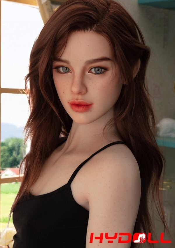 Irresistible Realism in a 171cm Love DollD72025 6