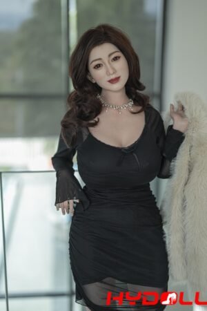 148cm リアルなシリコンセックス人形、柔らかい曲線ボディD72044 12
