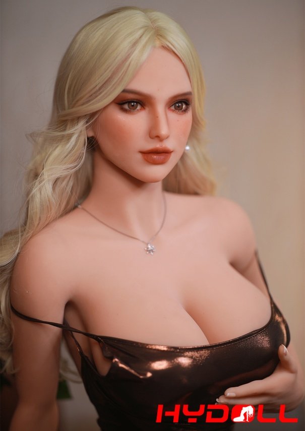 Discover a 166cm TPE Sex Doll with Seductive CurvesOVU08 08 9