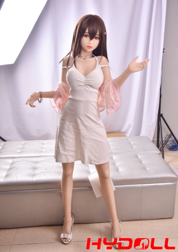 125cm Petite TPE Sexpuppe mit süßem realistischem GesichtOVE01 10 10 125cm Petite TPE Sex Doll with Cute Realistic FaceOVE01 10 10